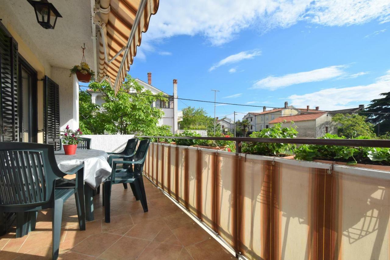 Apartment Biserka Малинська Екстер'єр фото