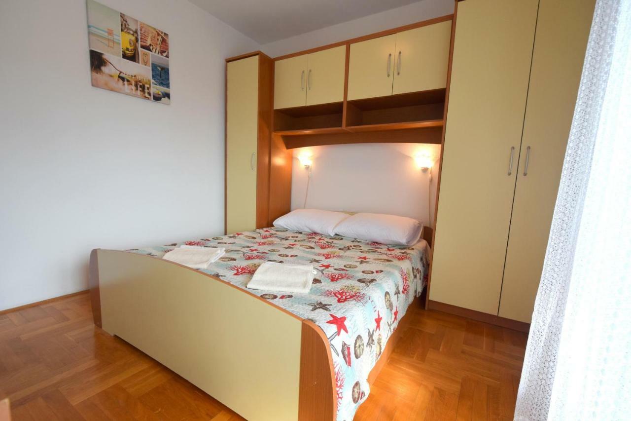 Apartment Biserka Малинська Екстер'єр фото